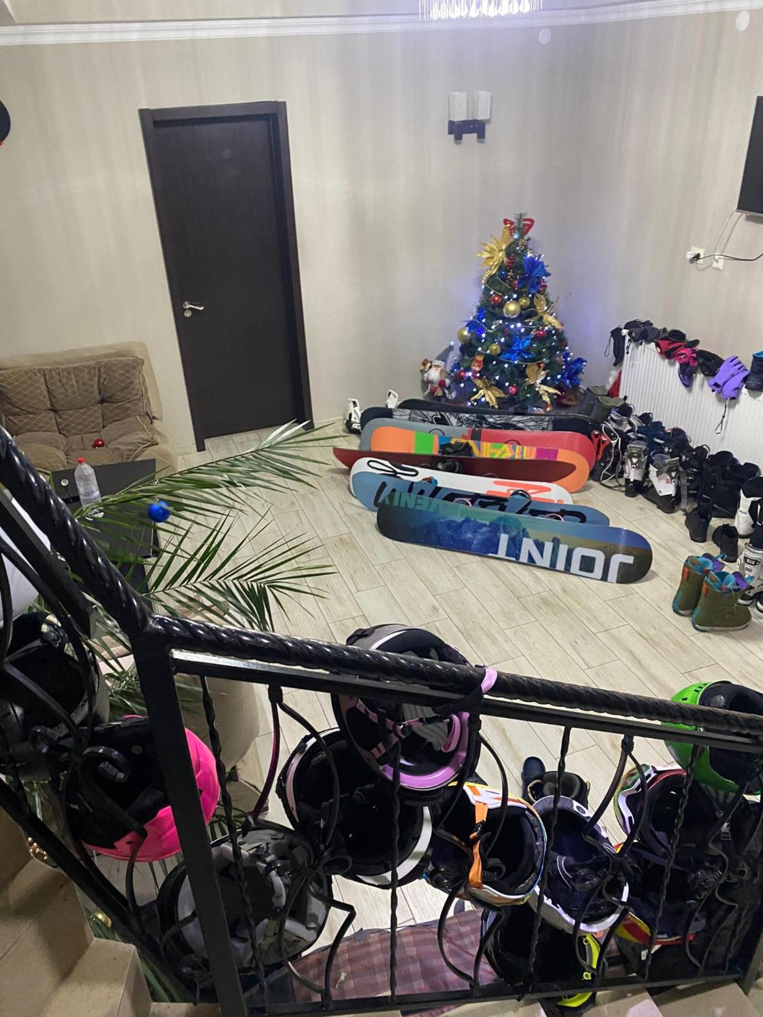 Roza'S Guest House メスティア エクステリア 写真